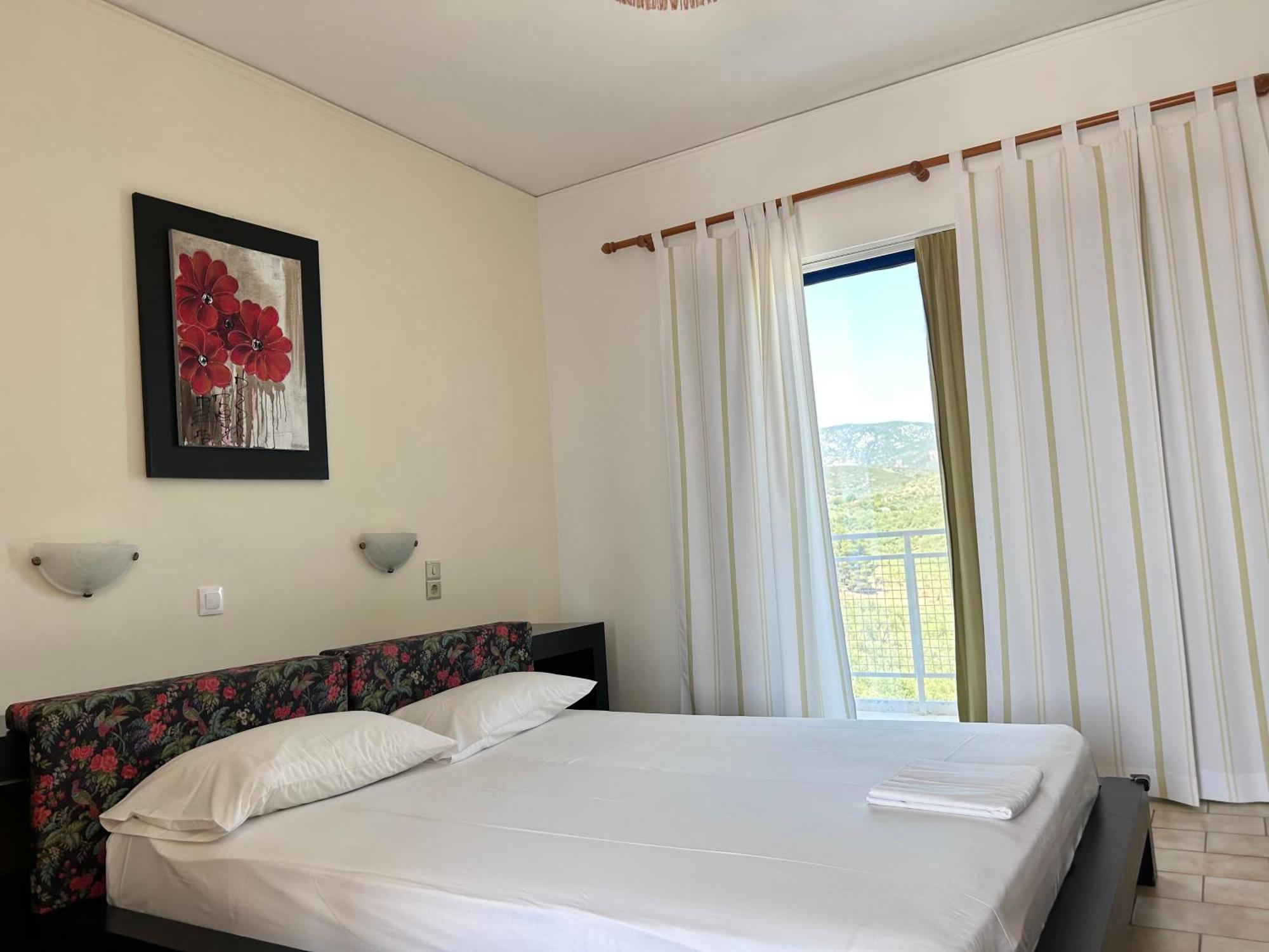Bay Holiday Hotel & Spa Karavómilos Eksteriør bilde